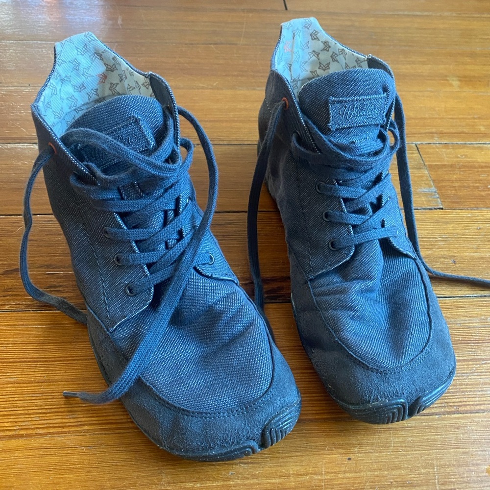 Wildling Arnidois barefoot shoe (like new!)
